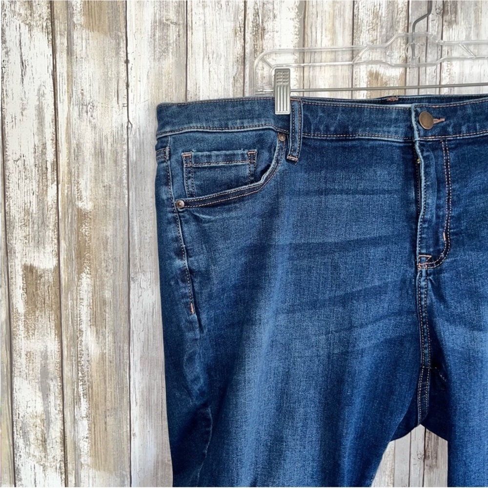 Lane Bryant Flex Magic Waistband Mid Rise Skinny Dark Wash Women’s 24 - Picture 3 of 5
